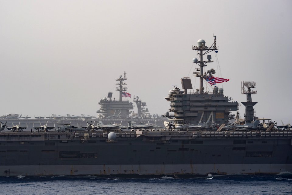 190424-N-OM854-1762