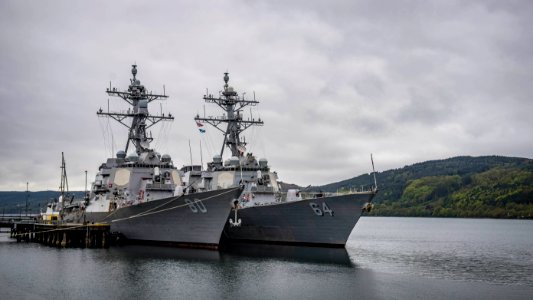 USS Carney (DDG 64)