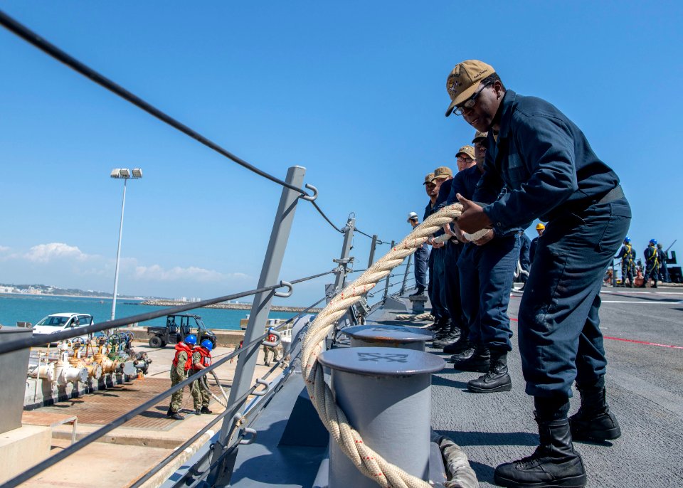 USS Roosevelt (DDG 80)