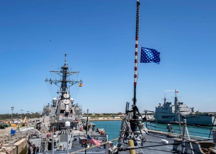 USS Carney (DDG 64)