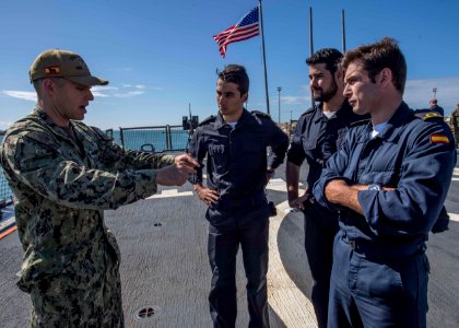 USS Carney (DDG 64)