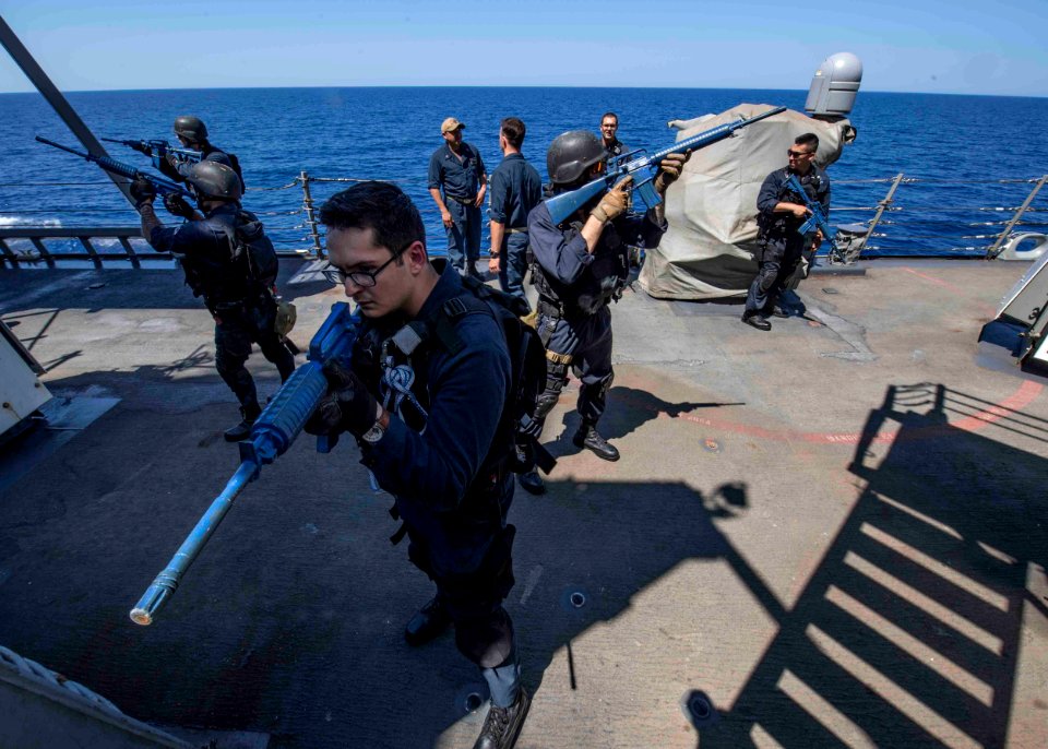 USS Carney (DDG 64)