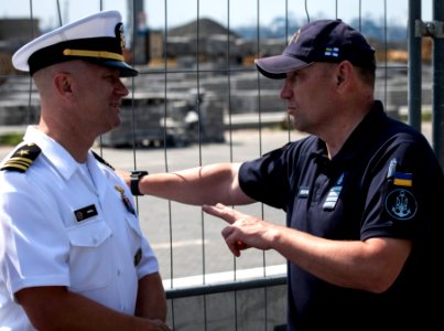 Sea Breeze 2019 - USS Carney (DDG 64) pulls into Odesa, Uk…