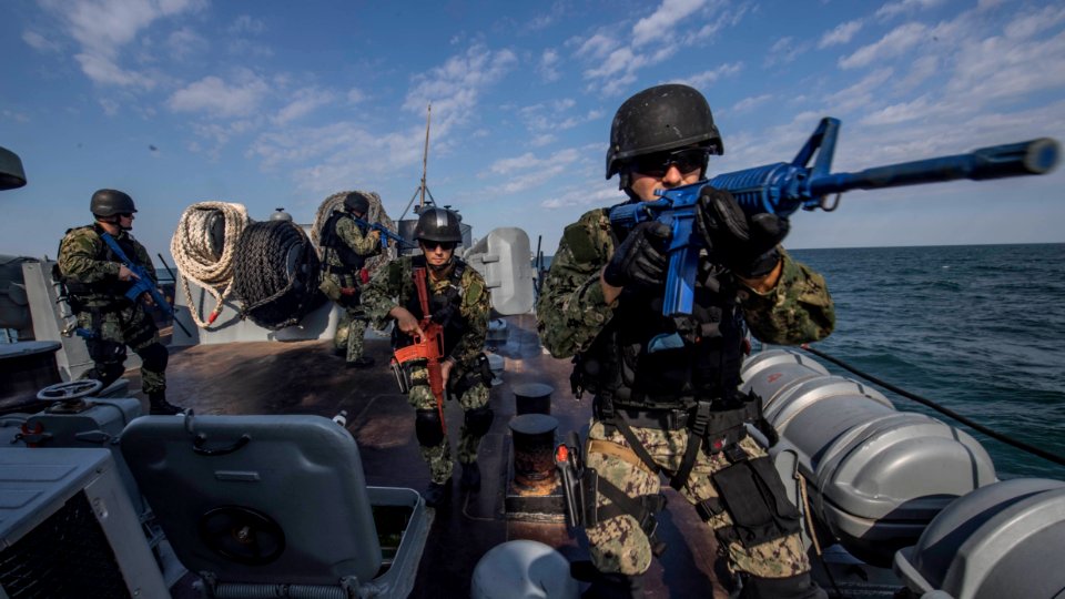 USS Carney (DDG 64)