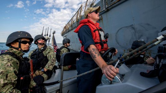USS Carney (DDG 64)