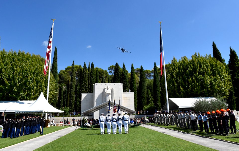 U.S. Naval Forces Europe-Africa Chief of Staff Commemorate…