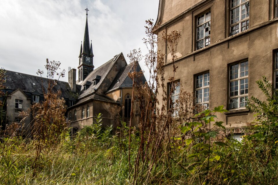 Old historically abandoned