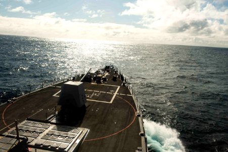 USS Farragut transits Norwegian Sea photo