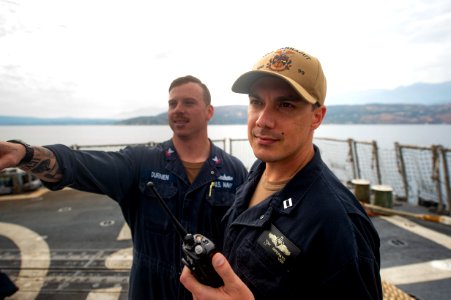 USS Farragut departs Souda Bay photo