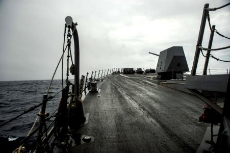 USS Farragut Transits Atlantic Ocean