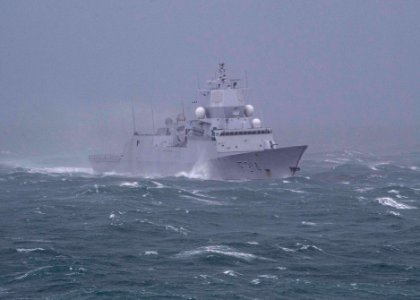 191111-N-UB406-0255