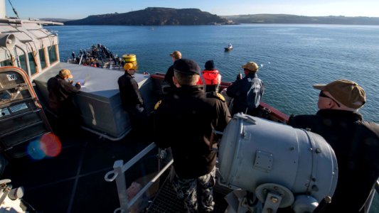 USS Carney (DDG 64)