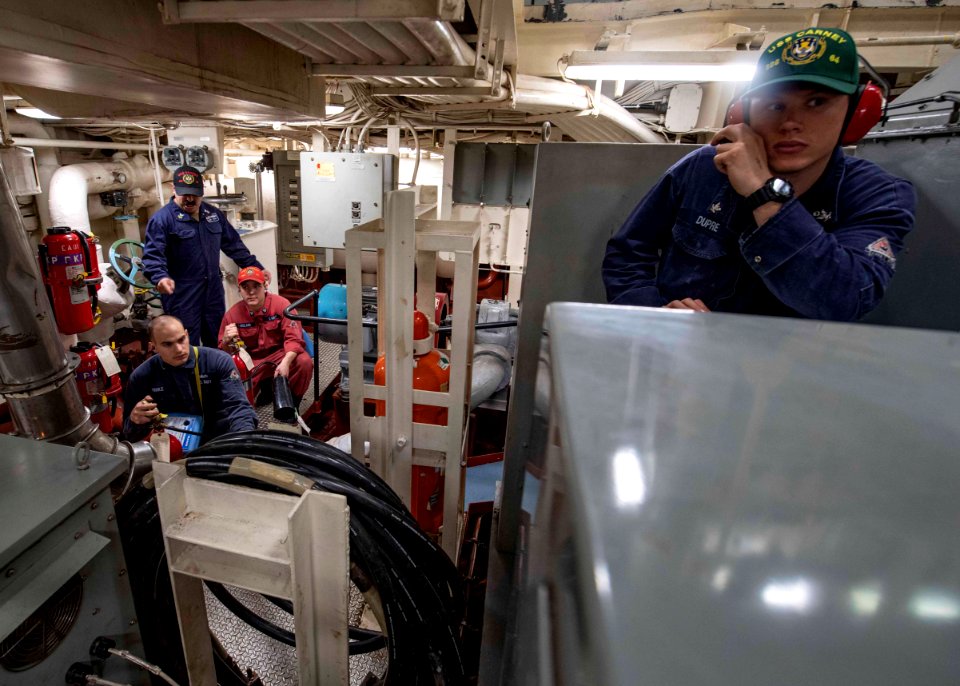 USS Carney (DDG 64)