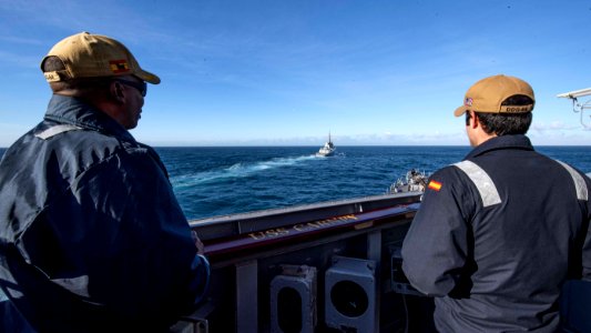 USS Carney (DDG 64)