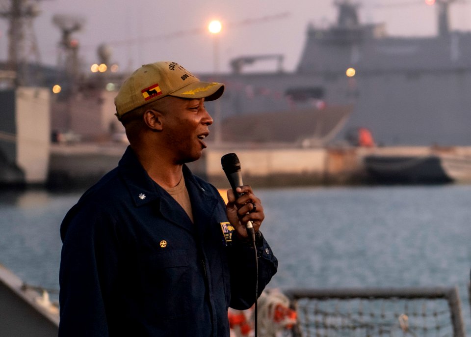 USS Carney (DDG 64)