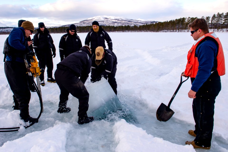 UCT-1 Participates in Exercise Cold Response 2020 photo