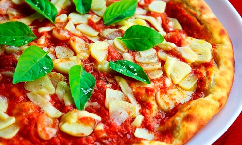 Crust sauce food