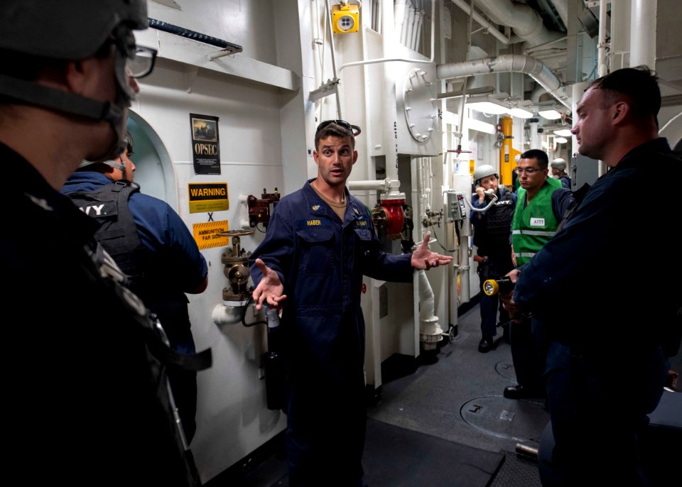 USS Carney (DDG 64)