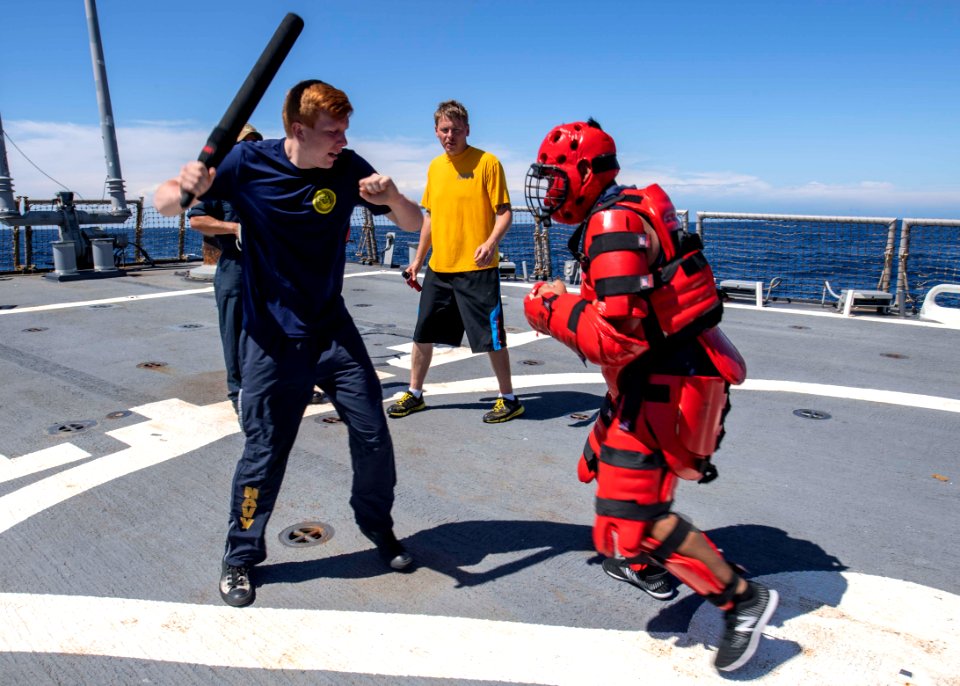 USS Carney (DDG 64)