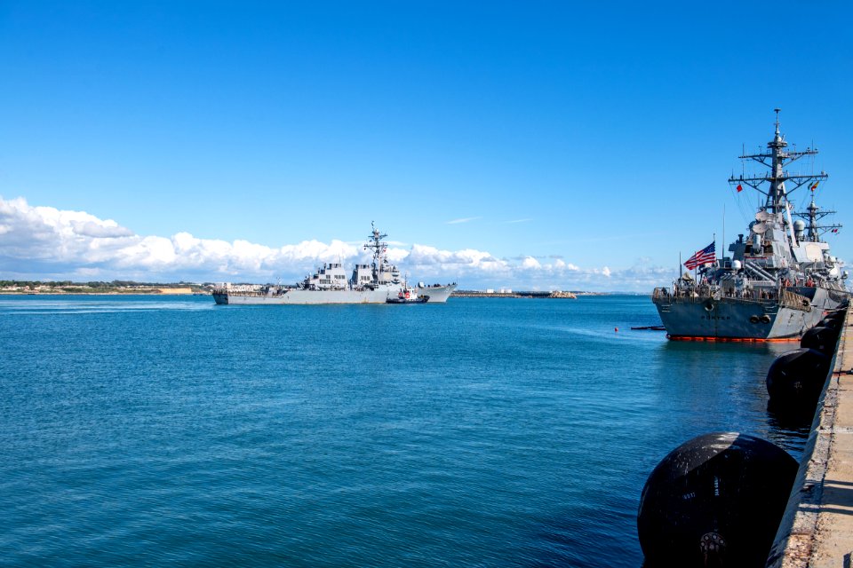 Donald Cook begins 10th Patrol in 6th Fleet