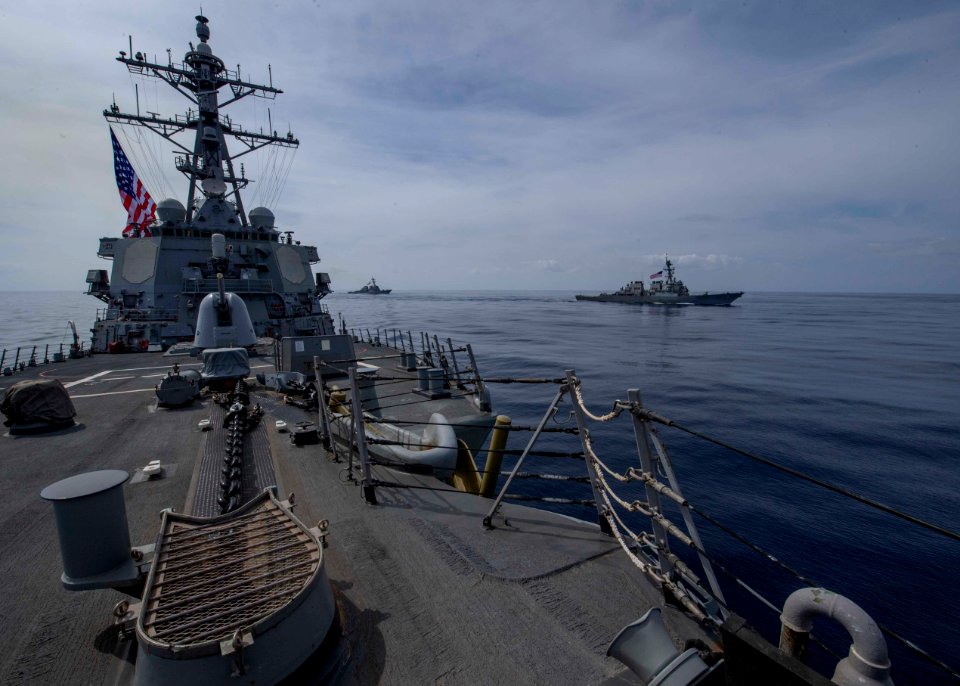 USS Carney (DDG 64)