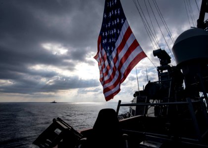 USS Carney (DDG 64) photo