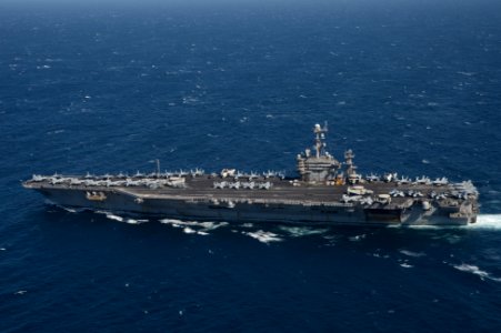 200407-N-MQ631-0004