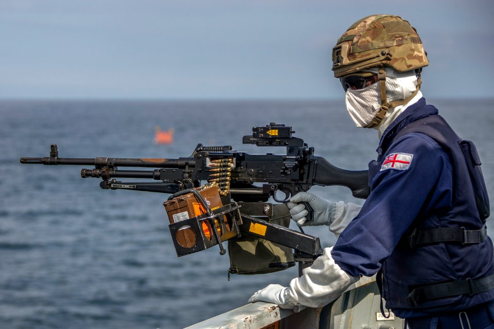 BALTIC SEA (June 8, 2020) Gunners onboard the British Roya…