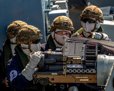 BALTIC SEA (June 8, 2020) Gunners onboard the British Roya…