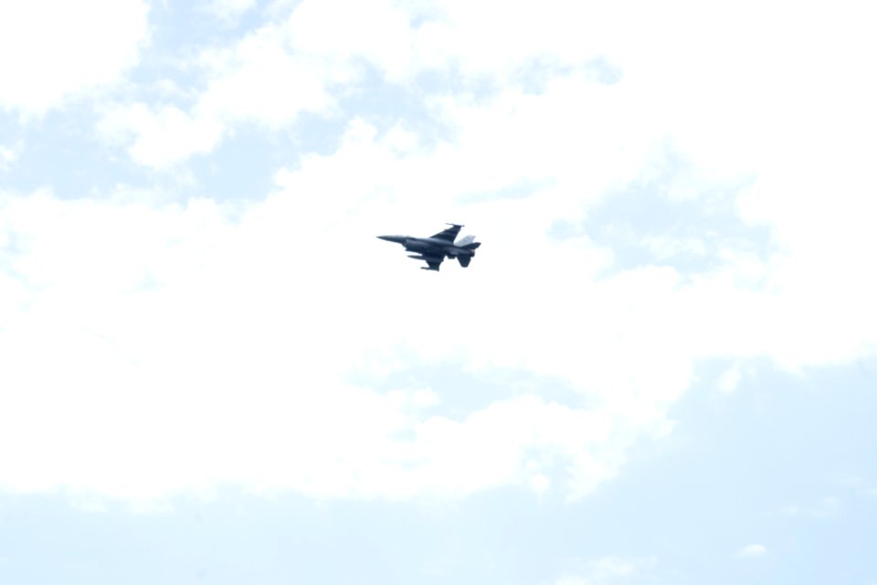 200802-N-NO901-0006