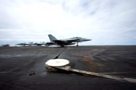 200801-N-EE423-1315