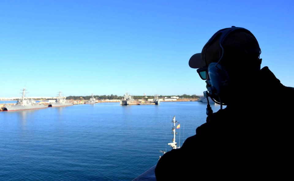 USS PHILIPPINE SEA ARRIVES IN ROTA, SPAIN