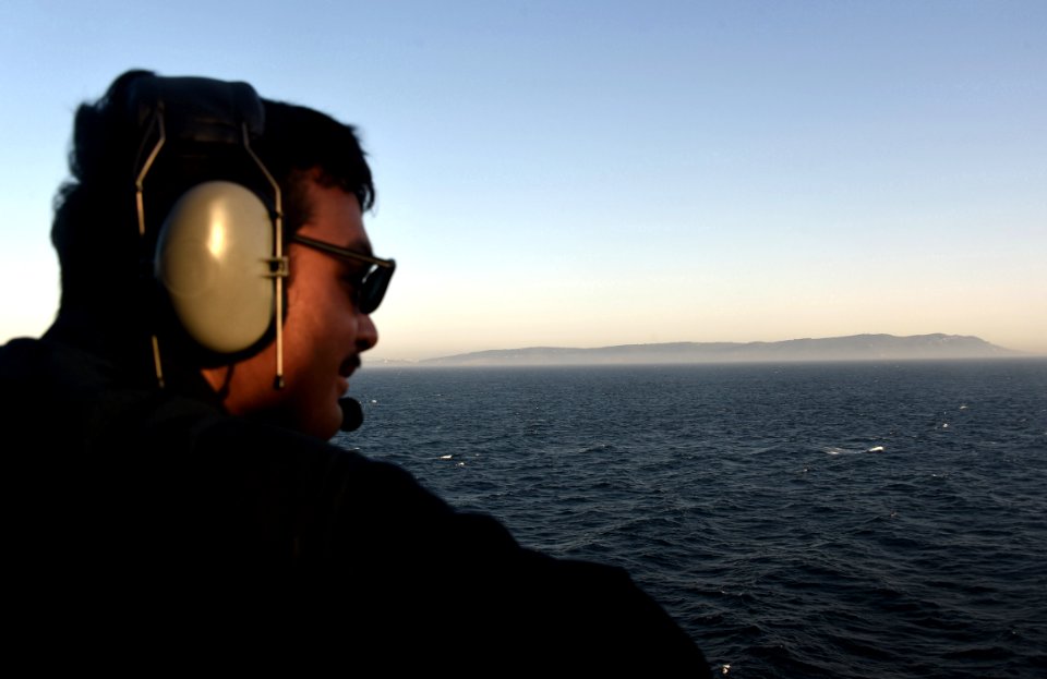 USS PHILIPPINE SEA TRANSITS STRAIT OF GIBRALTAR