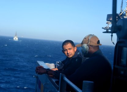 USS PHILIPPINE SEA PARTICIPATES IN RAS TRANSIT/MARITIME EX…