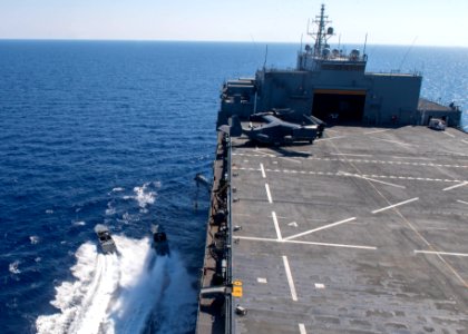 200827-N-AO868-1065