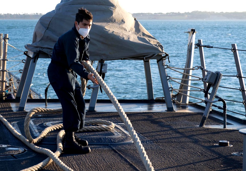 USS Ross begins 10th patrol