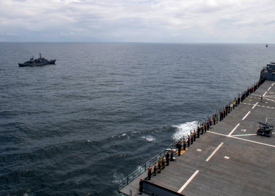 201002-N-AO868-1065