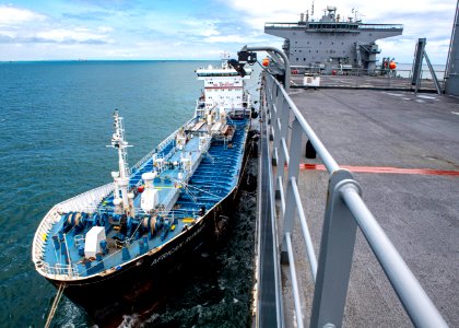 201011-N-AO868-1240