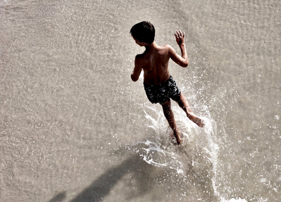 Child summer playing