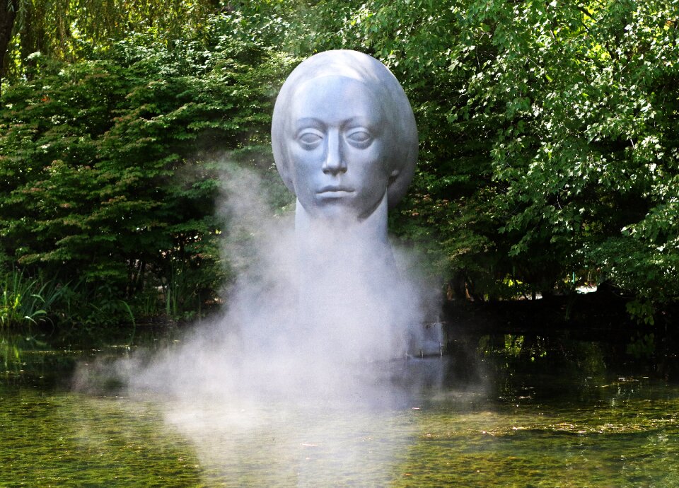 Bust head mist