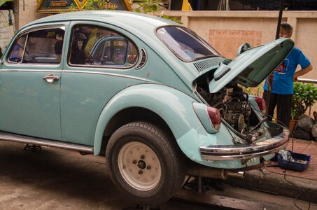 Service maintenance brown car