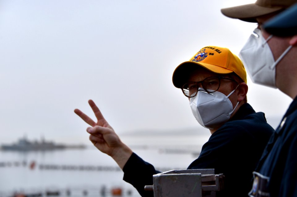 USS PHILIPPINE SEA VISITS SOUDA BAY/DEPLOYMENT