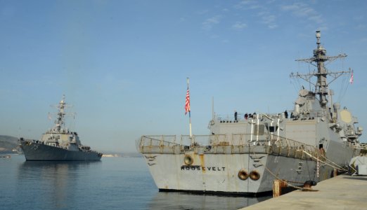 210414-N-AZ866-0332