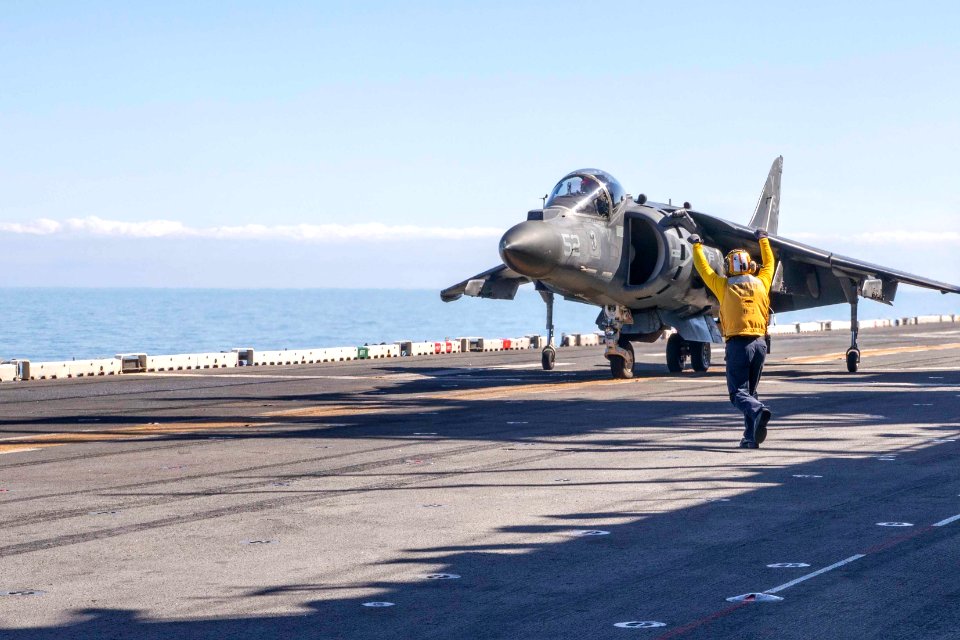 210413-N-BF356-1086