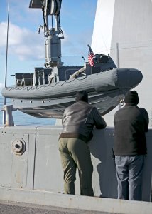 210413-N-OI940-1017