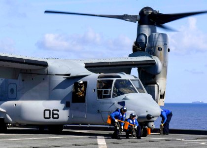 USS Hershel "Woody" Williams (ESB 4) Flight Quarters