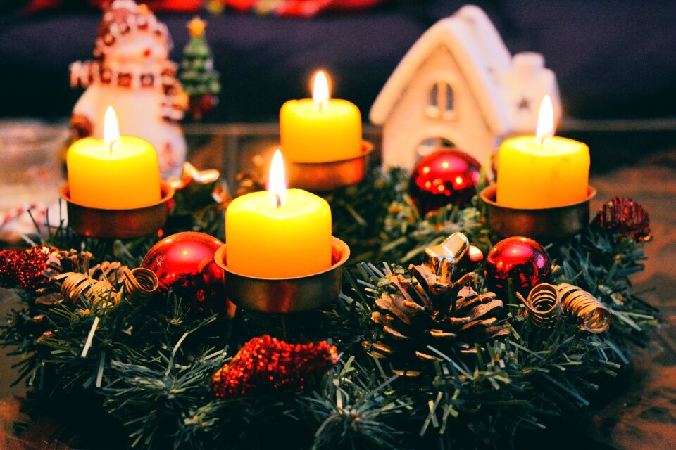 Celebrate ornament candles
