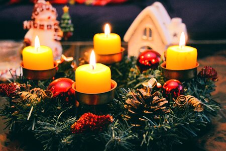 Celebrate ornament candles