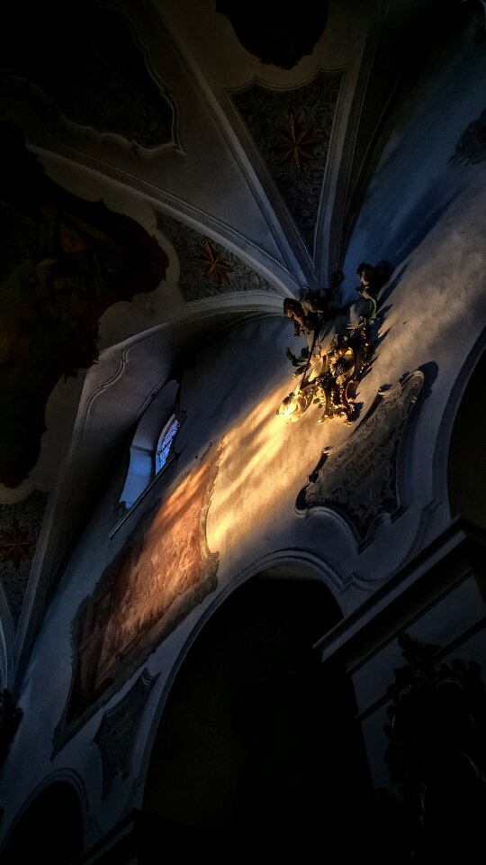 Architecture sculpture basilica