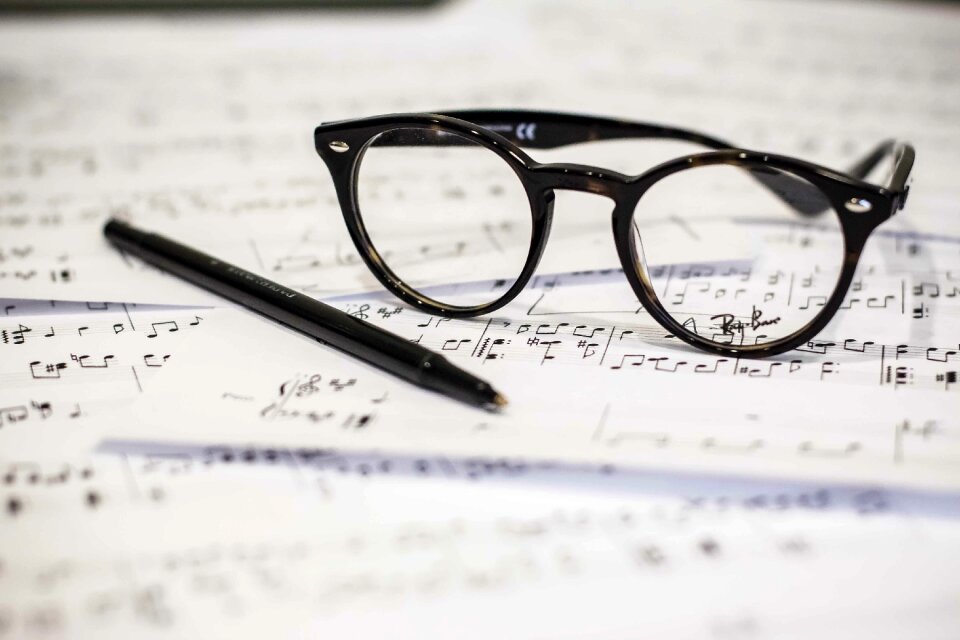 Sheet music pen composing